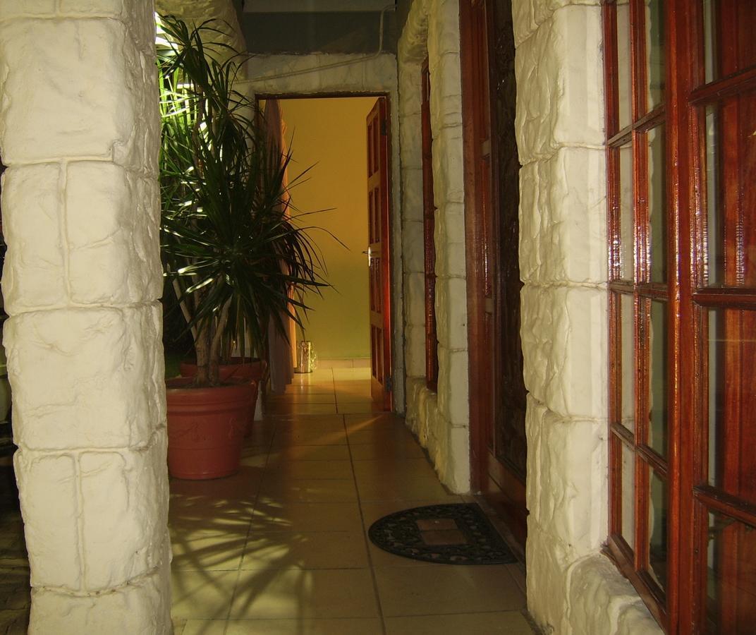 Berry Bliss Guest House Gaborone Exteriör bild