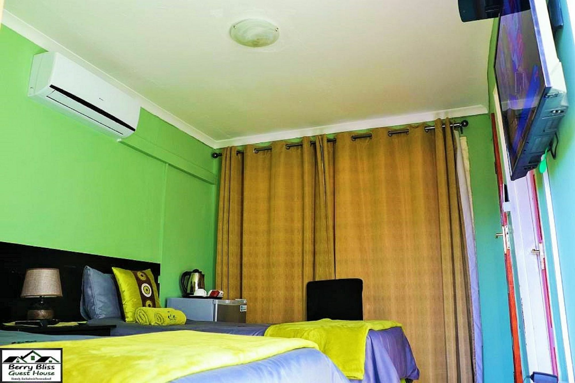 Berry Bliss Guest House Gaborone Exteriör bild