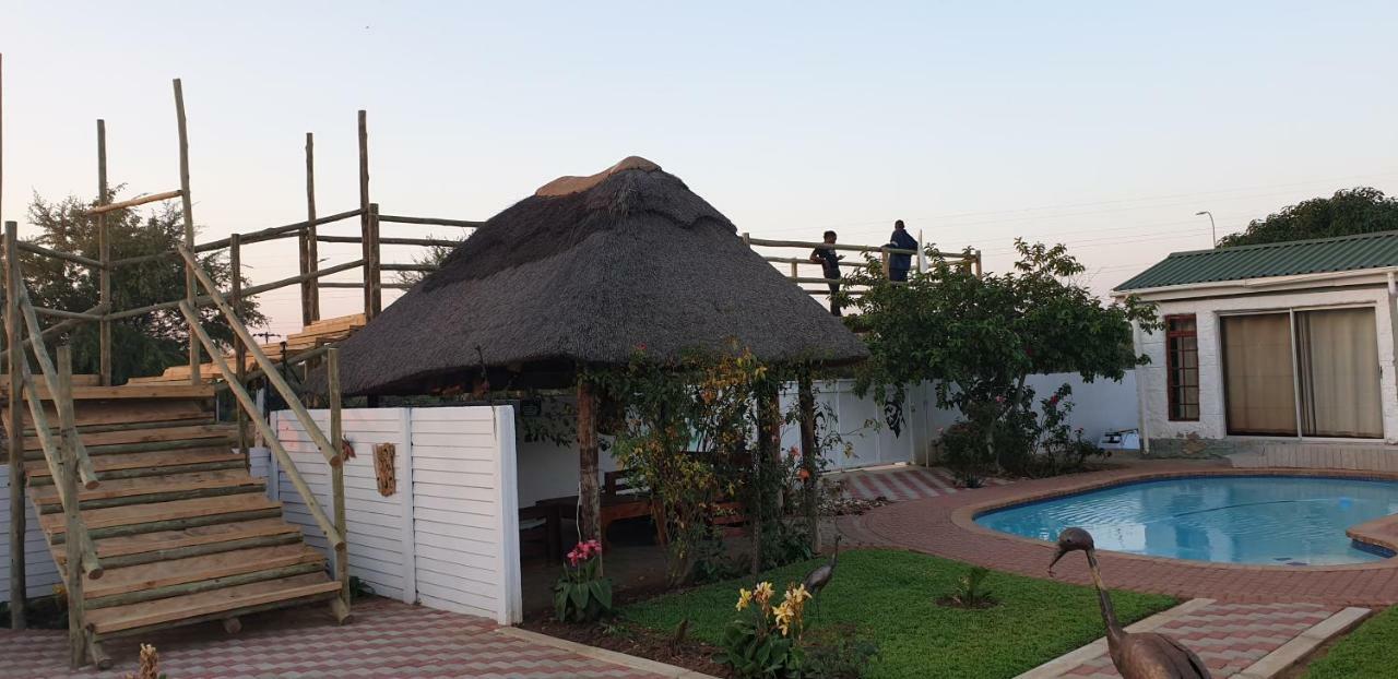 Berry Bliss Guest House Gaborone Exteriör bild